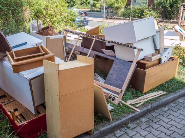 Best Construction Debris Removal  in Roslyn Heights, NY